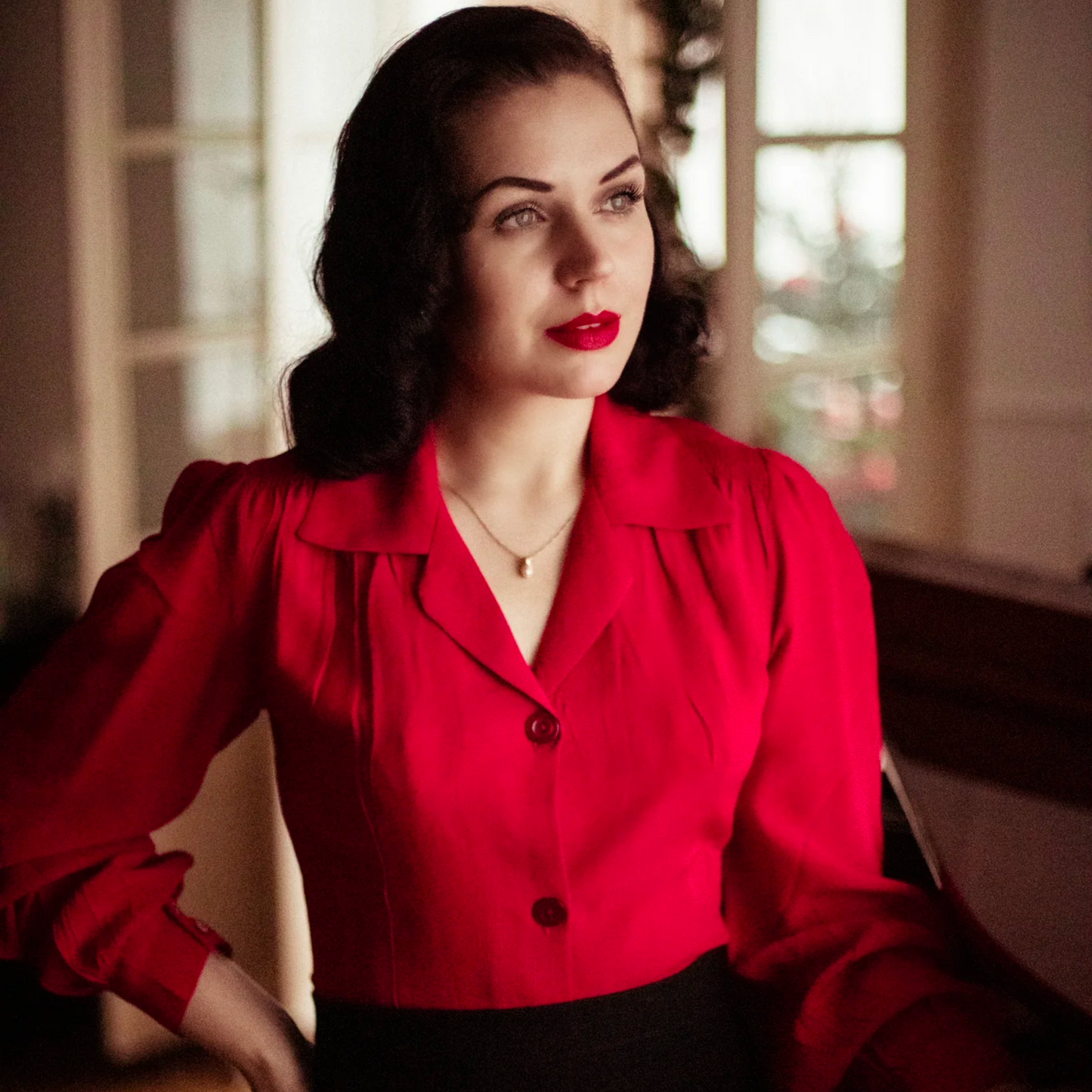 Poppy Blouse in Lipstick Red
