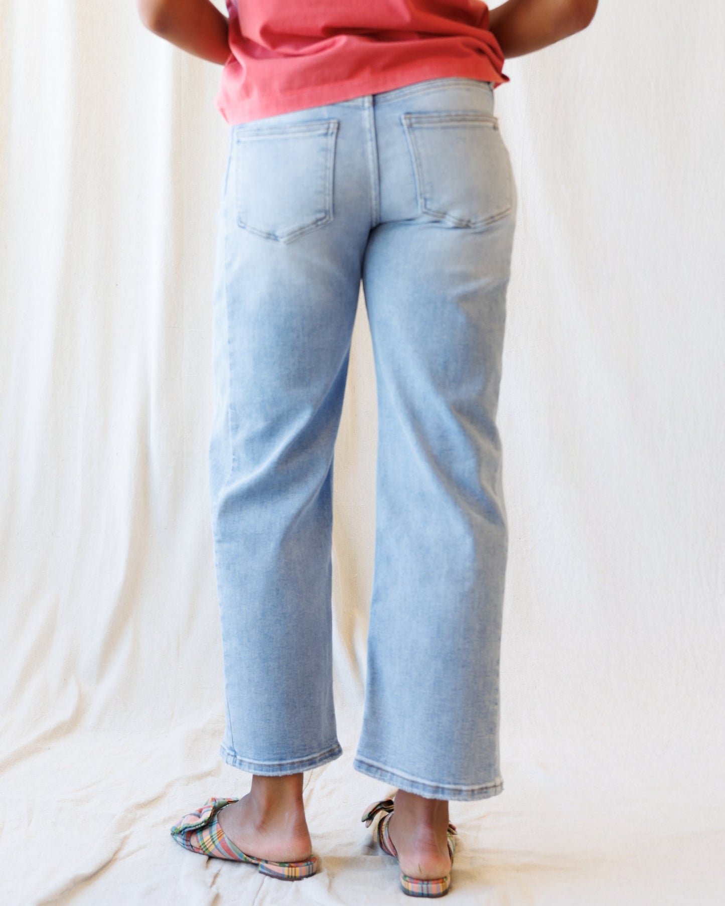 Mid-Rise Straight Ankle Loose Fit