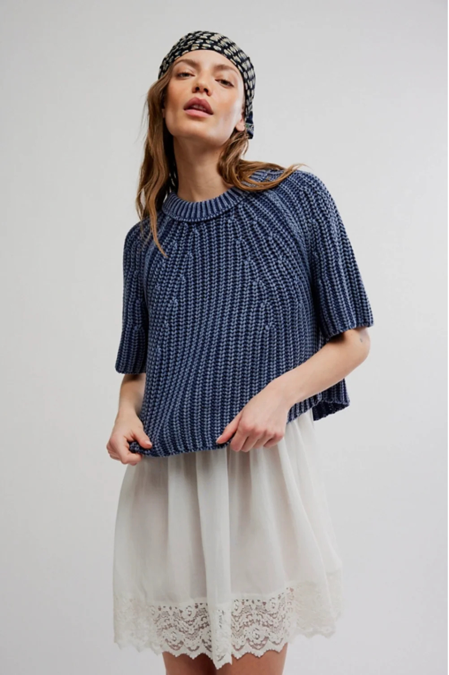 Amy Sweater Tee