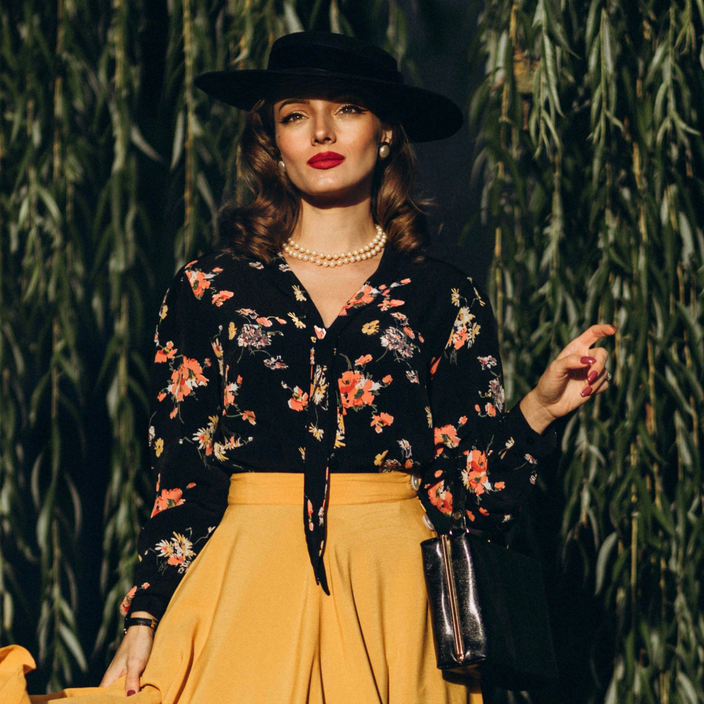 Bonnie Sailor Blouse Long Sleeve in Black Mayflower