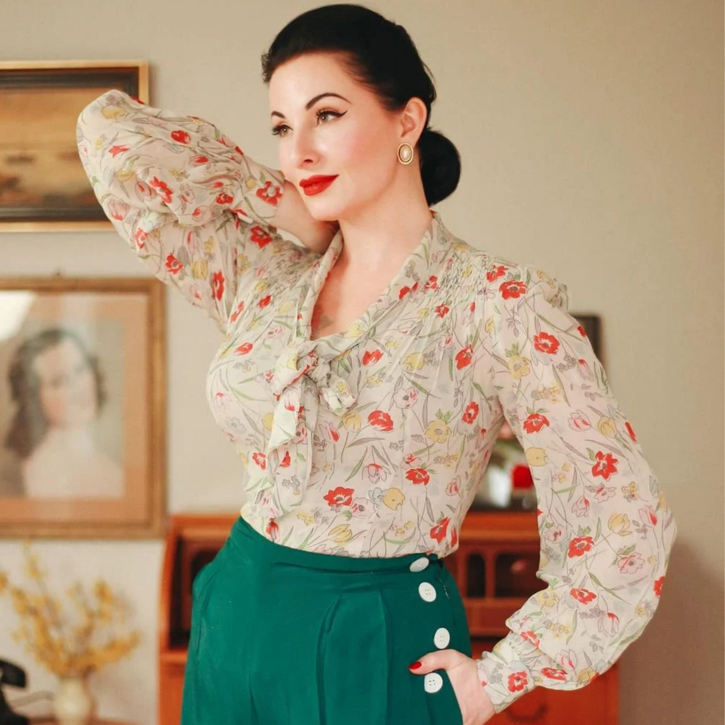 Eva Blouse in Georgette Poppy Print