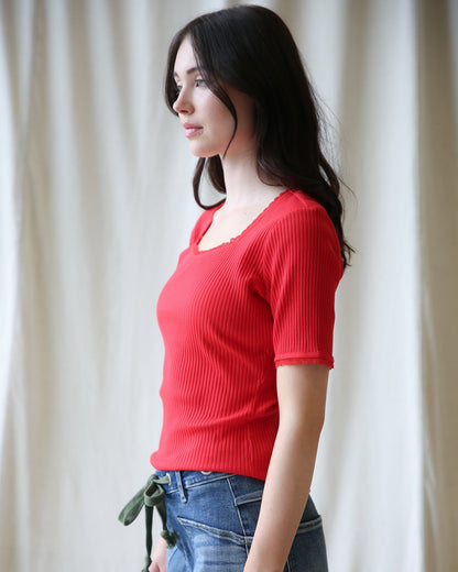 Cameo Tee - Final Sale