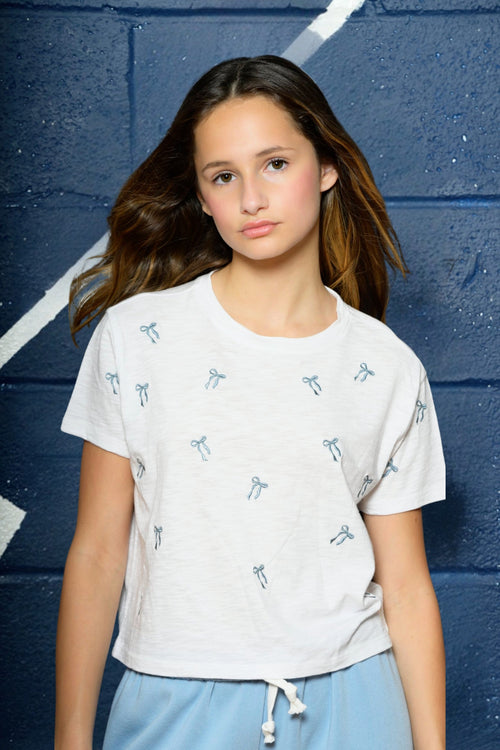 TWEEN FEARLESS W/ EMBROIDERED BOWS