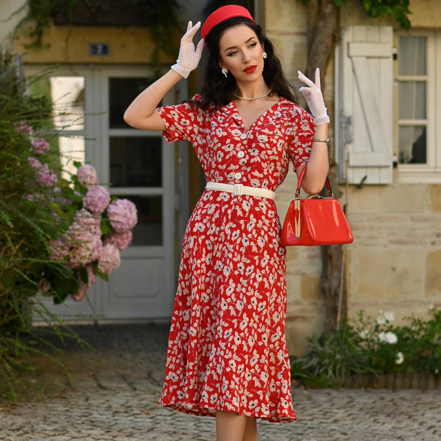 Lisa Shirtwaister Dress in Red Pansy