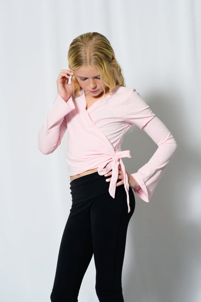 TWEEN NATALIA ATHLETIC WRAP TOP