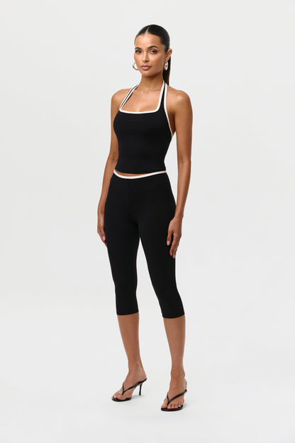 Naked Sculpt Capri Leggings